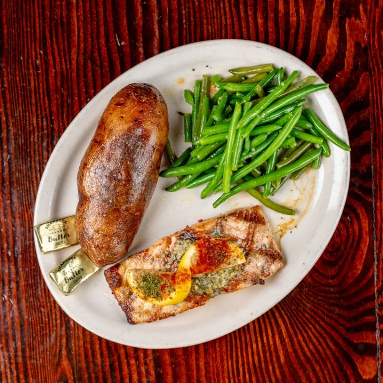 Delicious Grilled Salmon Options