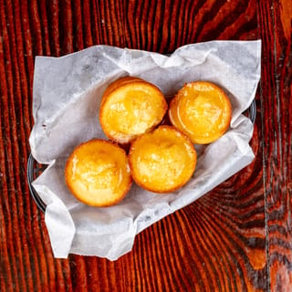 Side Honey-Butter Cornbread (o)